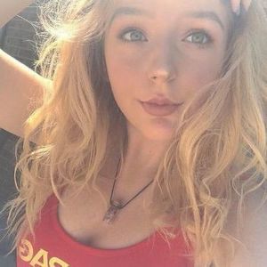 Meet your Posher, Arianna